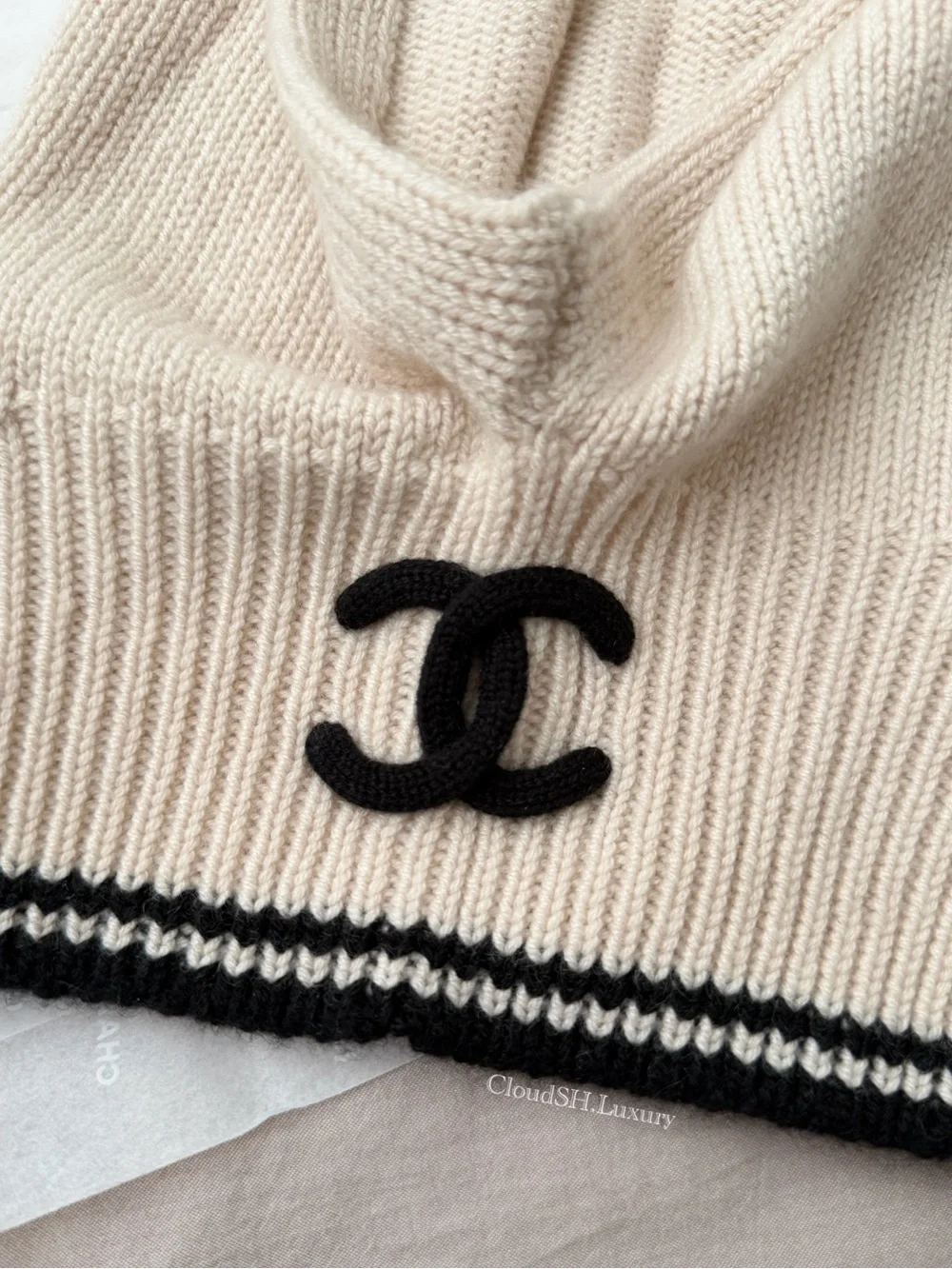 CHANEL 💯authentic 🌟brand